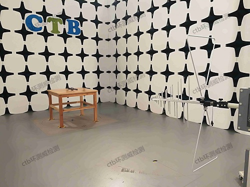 EMC�z�y���